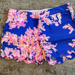 Lilly Pulitzer, 5” buttercup, scalloped shorts, size 2